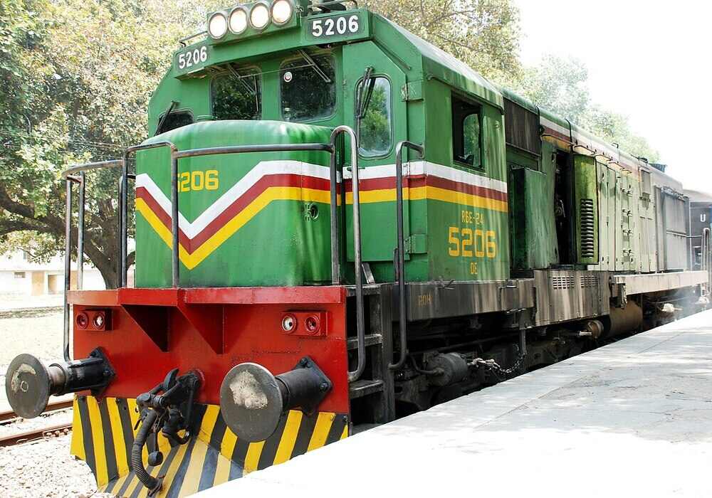 Pakistan railways train