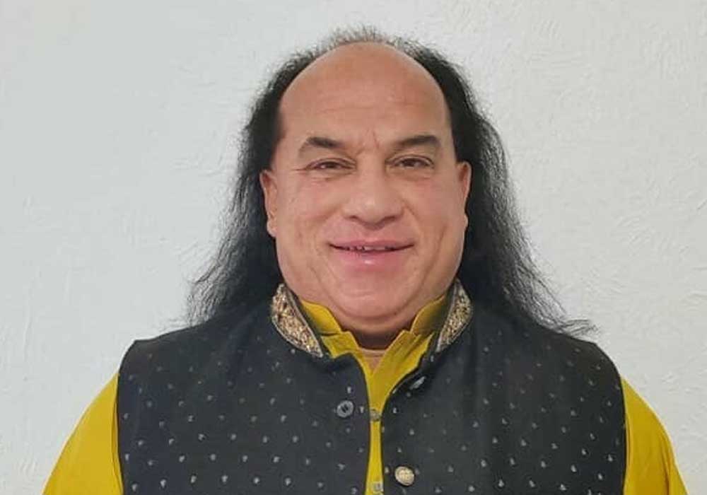 Chahat Fateh Ali Khan claims Pakistani artists envious of his success