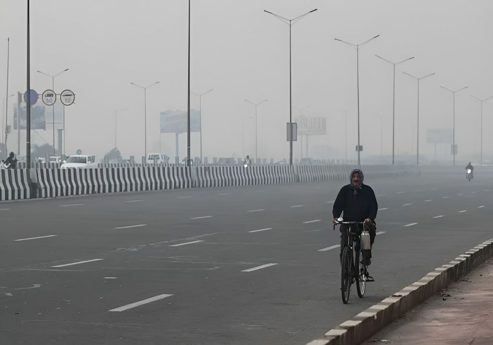 Punjab govt announces new measures to combat smog