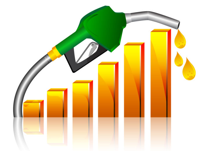 Federal government considers third consecutive fuel price reduction since July