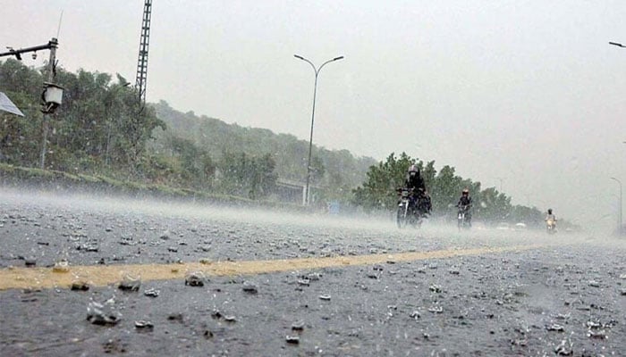 Lahore weather: Widespread monsoon rains forecasted for region