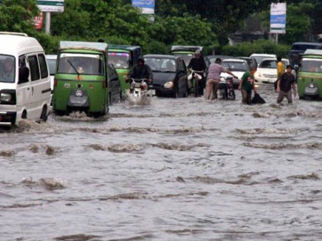 PDMA issues rain forecast as flood threat persists in Punjab